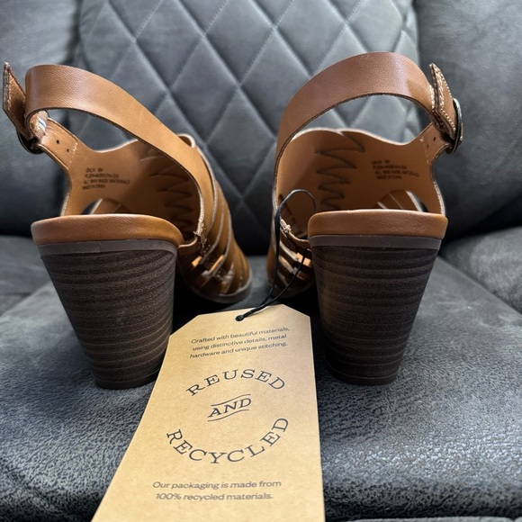 Frye and Company Galia Solid Tan Size 8 M Strappy Heeled Sandals - Picture 10 of 16